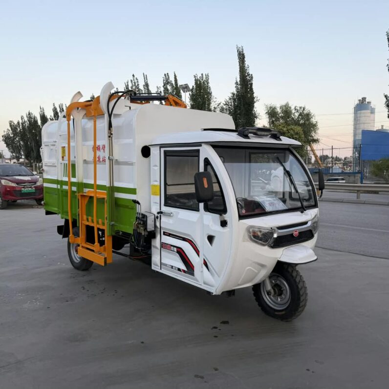 
								Sanitation Truck full									