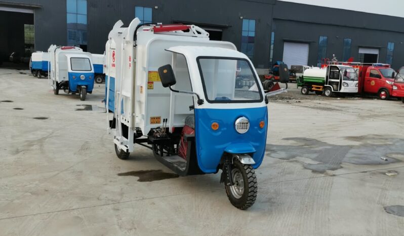 Tricycle sanitation truck7