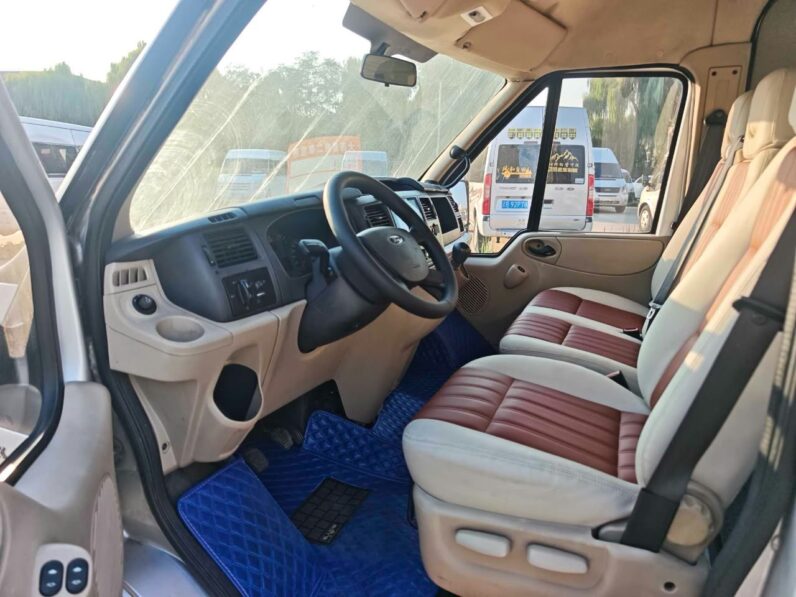 
								2016 Ford Transit 2.4L Diesel – 14-Seater Minibus | Grey full									